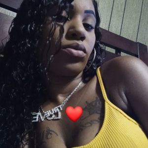 Meet your Posher, Yasmine